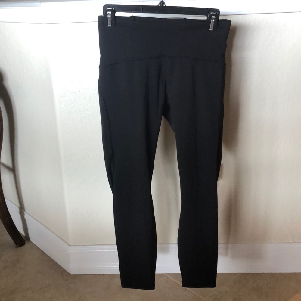Lululemon crops